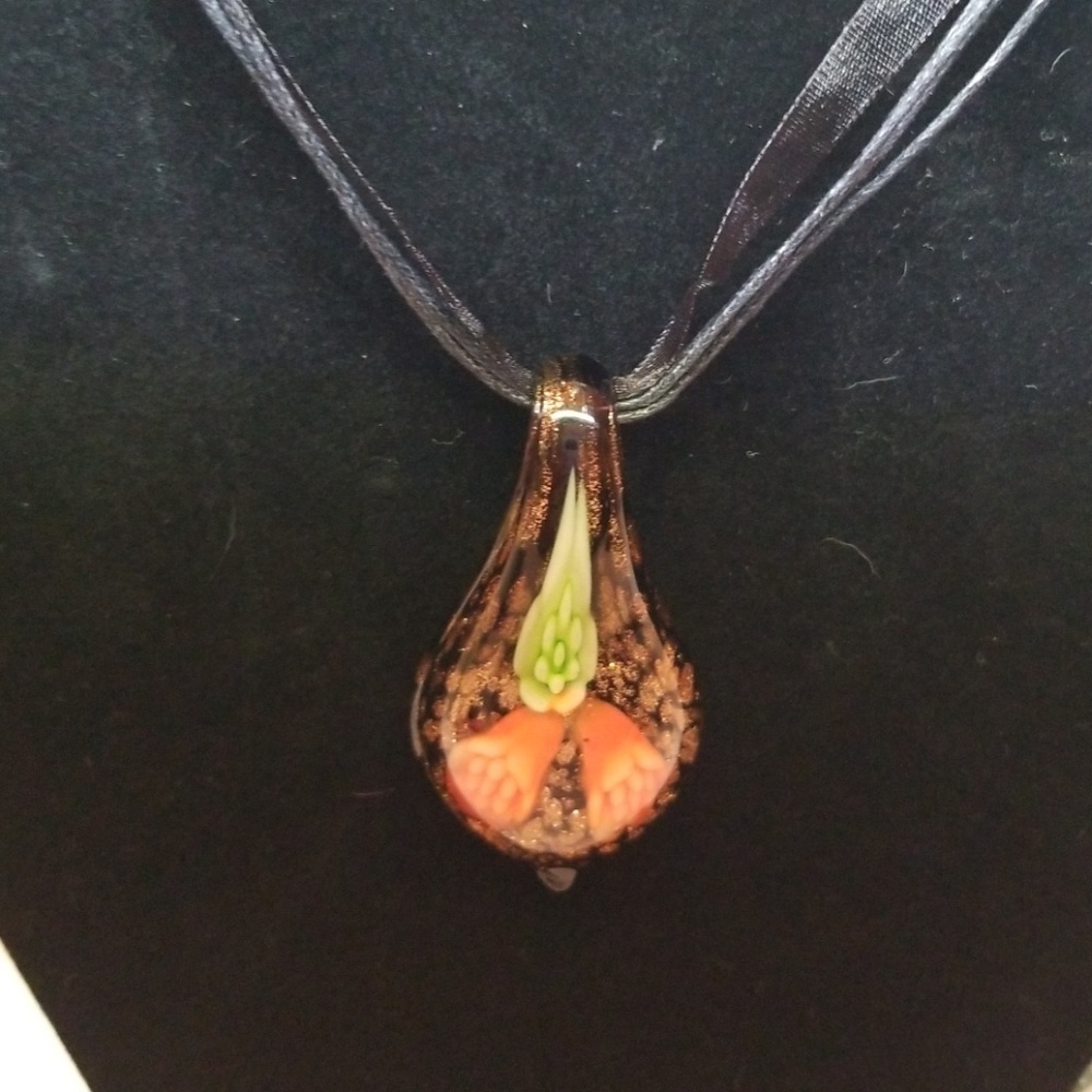 Lampwork pendant necklace - Picture 1 of 5